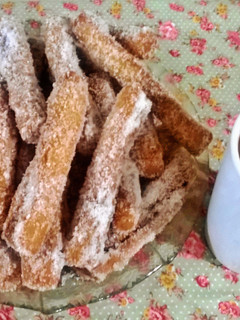 Una foto de Churros fáciles rústicos (Sin churrera ni manga)