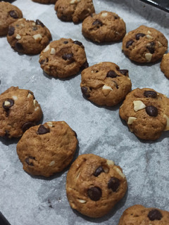 Foto resep Almond Chocochips Cookies (NO MIXER)