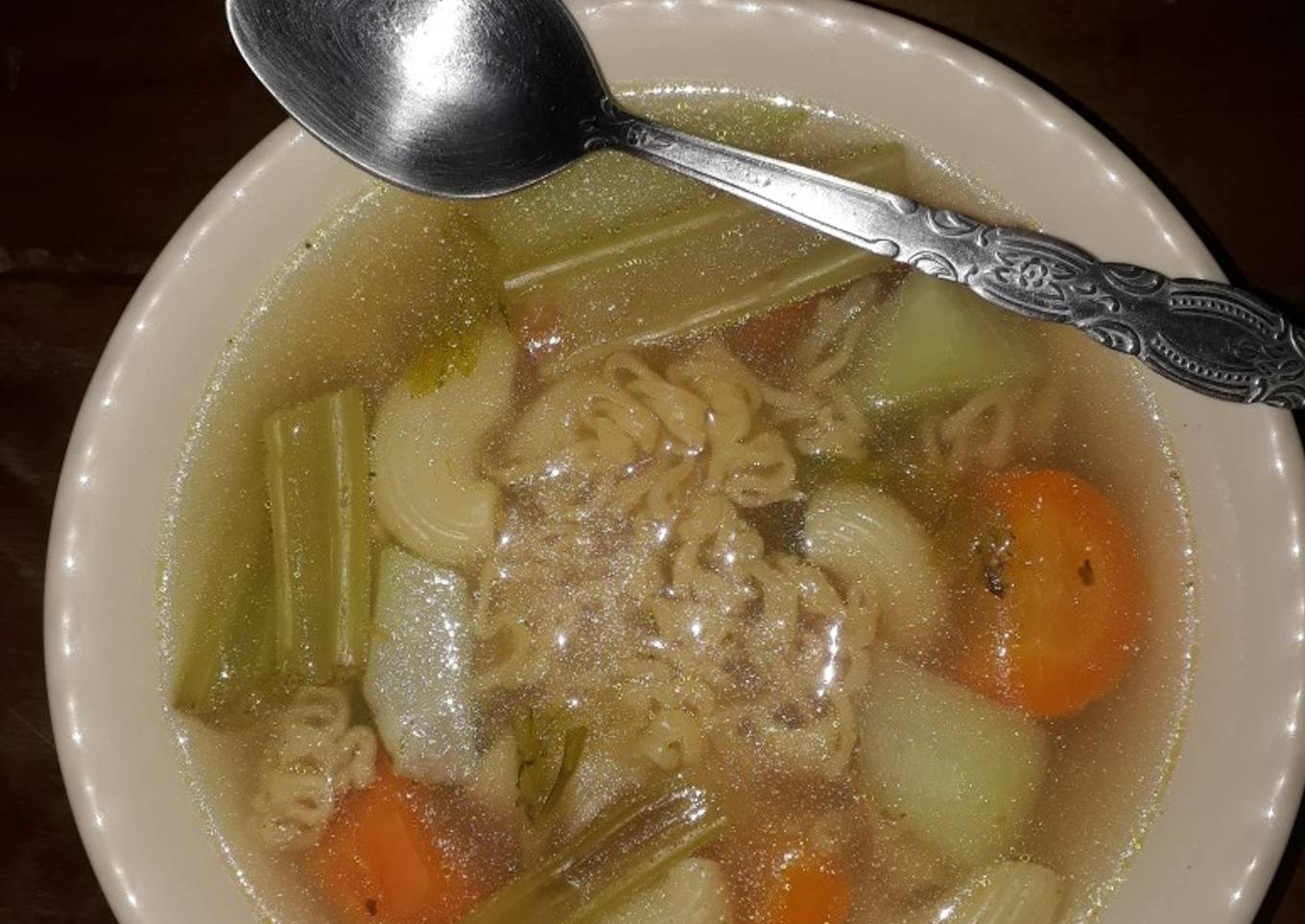 Sopita con ramen...🇸🇻