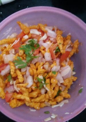 A picture of Kurkure chaat.