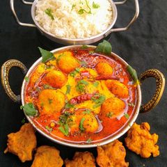 A picture of Panjabi Pakoda Kadhi.