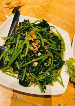 Hình của món Rau lang xào tỏi thơm ngon.