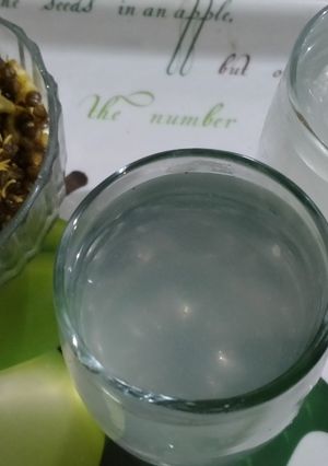 शिकंजी (shikanji recipe in Hindi) रेसिपी मुख्य फोटो