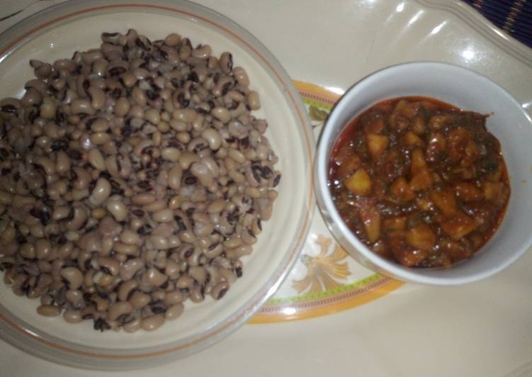 Beans &amp; potato porridge soup