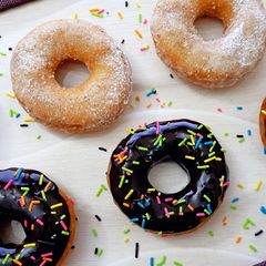 A picture of No Yeast Eggless Doughnuts.