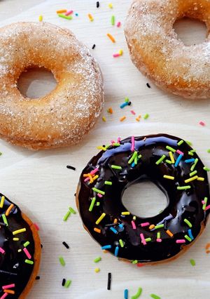 A picture of No Yeast Eggless Doughnuts.
