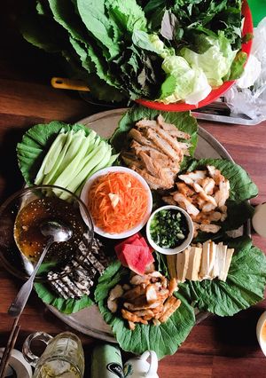 Hình của món Mâm cuốn.