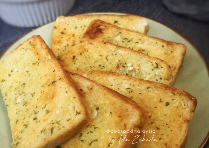 Resipi Garlic Bread Oleh Nor Zahida Aini Cookpad