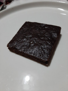 Una foto de Bizcocho esponjoso de chocolate