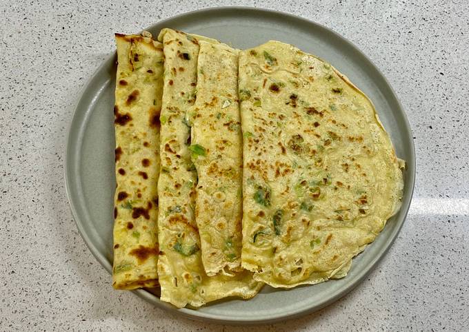 Spring onion crêpes