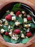 Ensalada de kale, espinacas y frambuesas