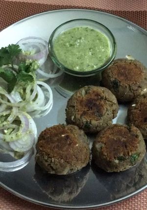 A picture of Veg galouti kabab.