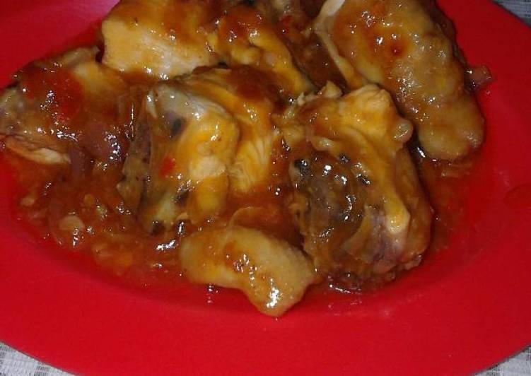 Langkah Mudah untuk Menyiapkan Ayam bumbu asam manis pedas 😄, Enak Banget