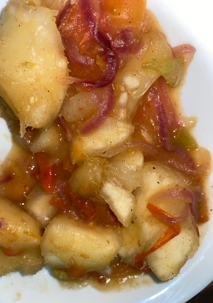 Una foto de Yuca al Mojo