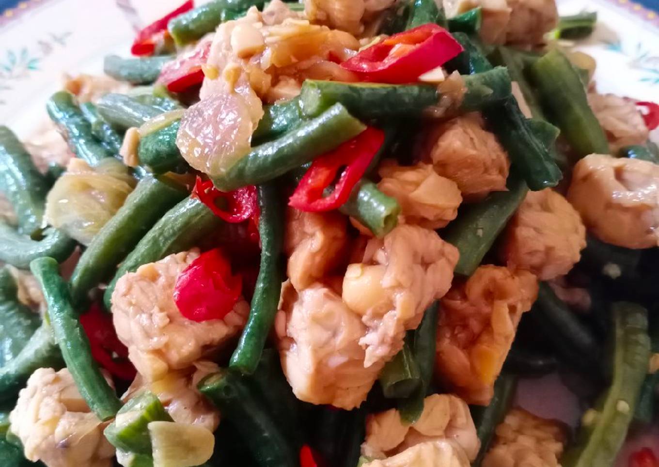 Tumis kacang panjang dan tempe
