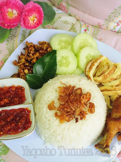 Foto resep Nasi Uduk Simple (rice cooker)
