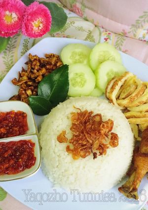 Foto resep Nasi Uduk Simple (rice cooker)