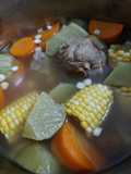 Green Raddish and Carrot Pork Soup 青紅蘿蔔煲豬展湯