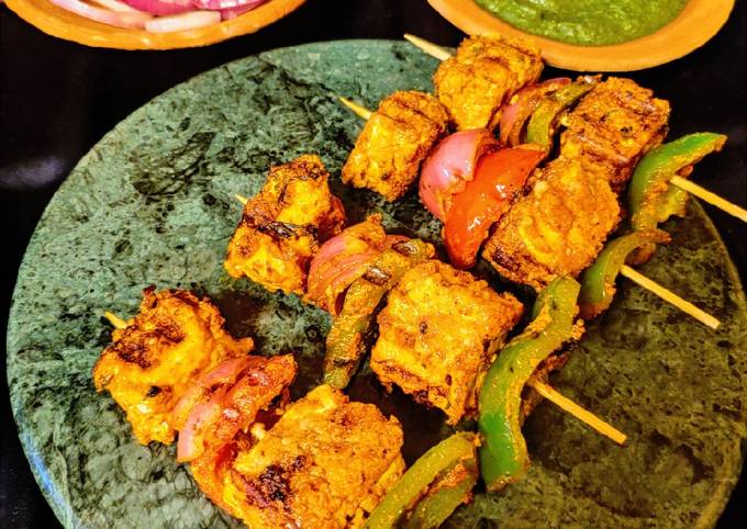 Walnut crunch tikka