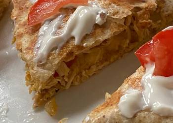 Easy Recipe Cast iron chicken quesadillas Delicious