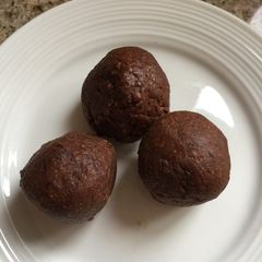 A picture of Chocolate Sea Salt Energy Ball.