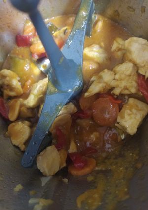 Foto principal de Pollo con almendras Thermomix