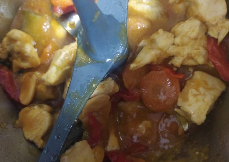 Pollo con almendras Thermomix