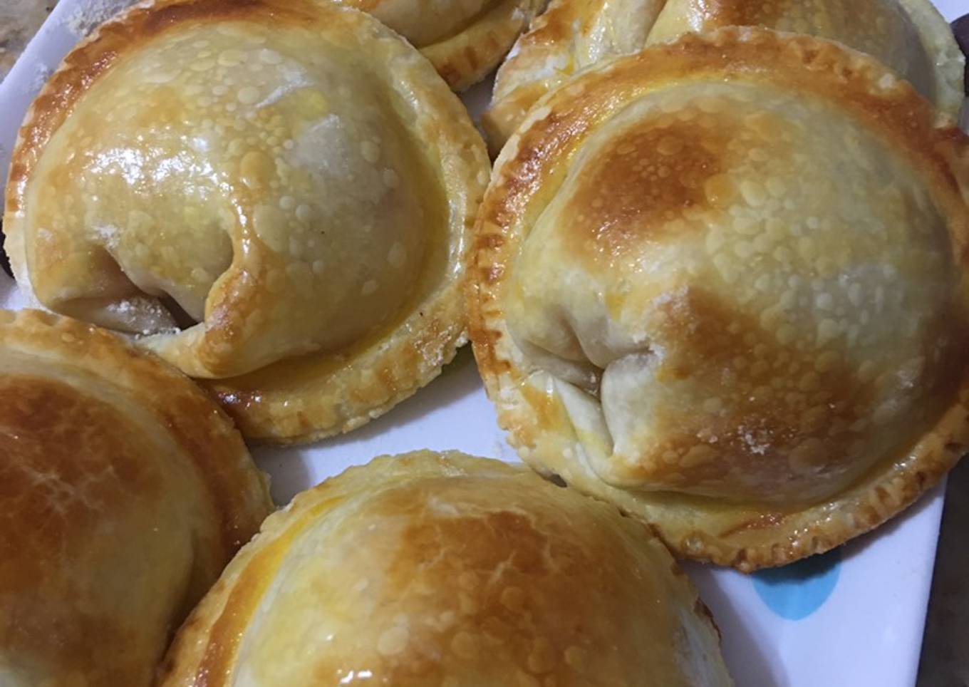 Empanadas de jamón y muzzarella
