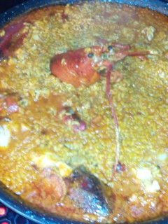 Una foto de Arroz con bogavante y langostinos