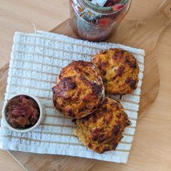 A picture of Squash Scones (no butter).