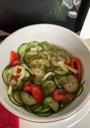 Legfinomabb uborkasaláta 🥒🍅🌶️ recept fotója