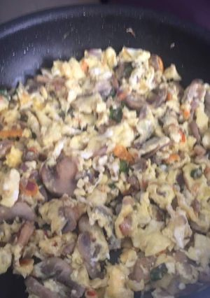 A picture of Mushroom Egg Sauce.