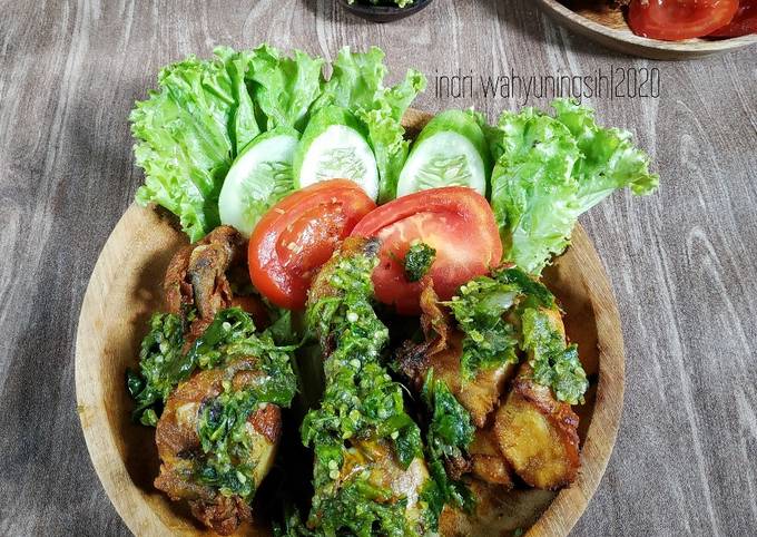 Resep Ayam Penyet Cabe Ijo Oleh Windriayu Cookpad