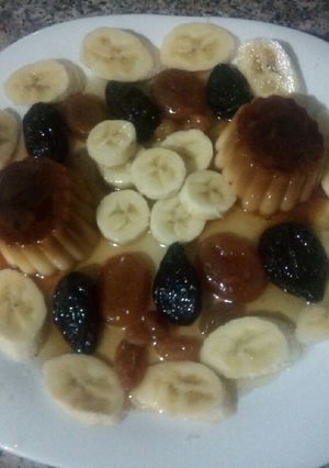 Une photo de Flan aux fruits secs et à la banane