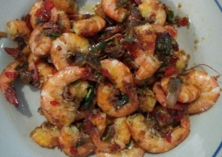 Langkah Mudah untuk Membuat Udang sambal kecap, Lezat Sekali
