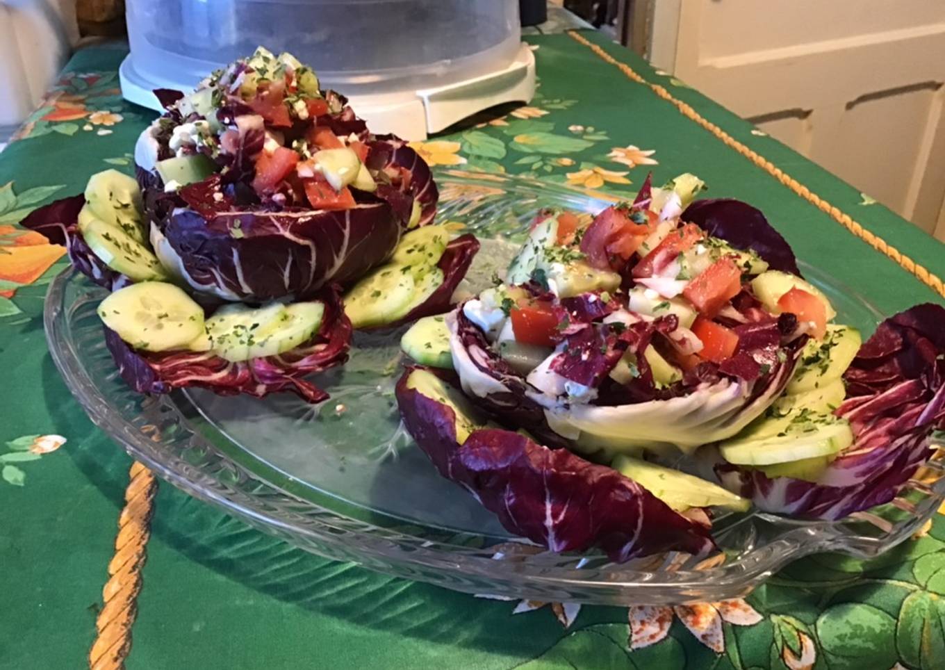 Chaudrons sanguinaires de salade composée (tomates,concombre,feta)