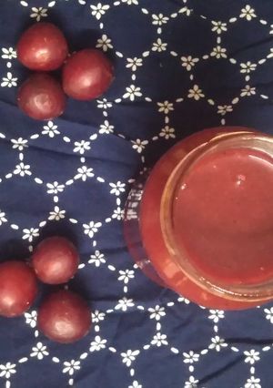 A picture of Plum Sauce.