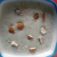 A picture of Milk oats.
