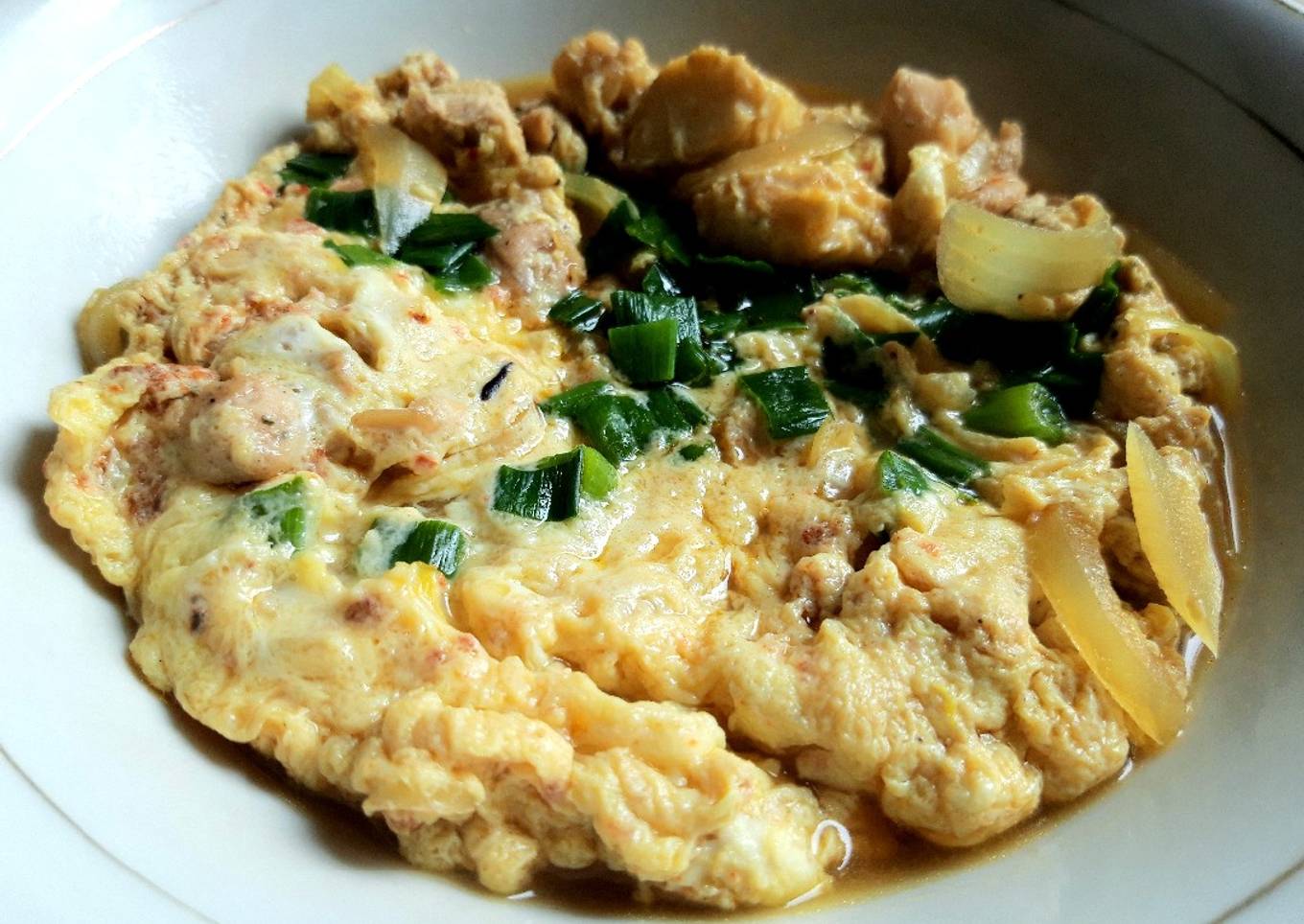 Oyakodon - Japanese Chicken and Egg Rice Bowl with Soy Sauce