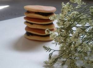 Hình của món Dorayaki - Bánh rán Doraemon.