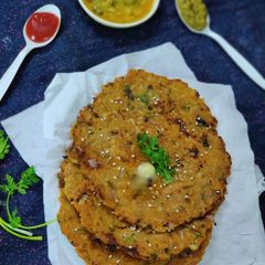 Dal chawal thepla A picture of Dal chawal thepla.