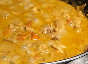 Una foto de Pollo al curry (con Casancrem)