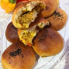 A picture of Buns with Lamb Mince and Bell Peppers.