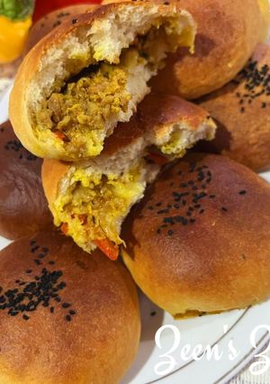 A picture of Buns with Lamb Mince and Bell Peppers.