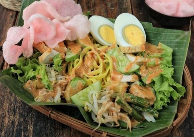 Recipe of Perfect Mom&#39;s Gado-gado Padang (Cooked Mixed Veges w/ Peanut sauce) 🇮🇩