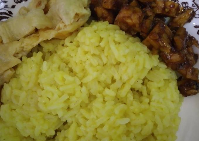 Nasi kuning