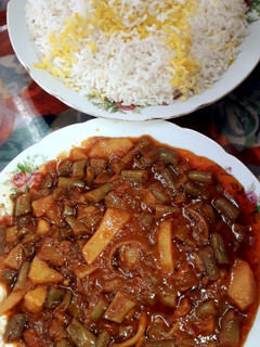 عکسی از دستور خورشت لوبیا سبز