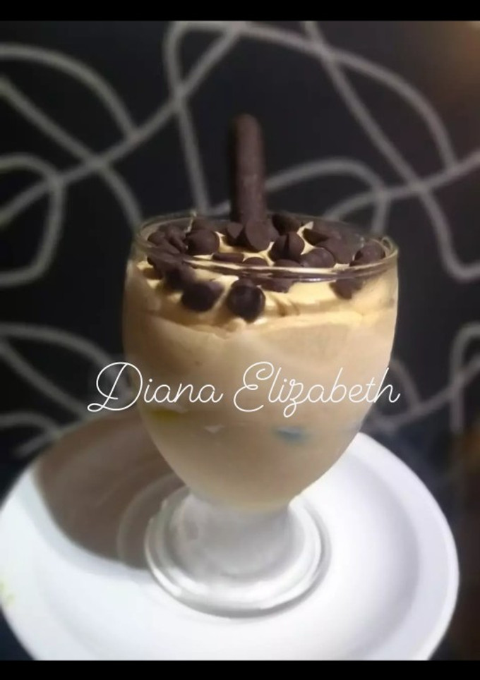Una foto de Postre exprés de dulce de leche.👩🏼‍🍳🍧