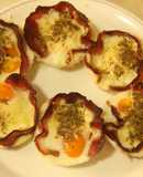 Thịt xông khói cuộn trứng