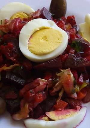Una foto de Ensalada roja
